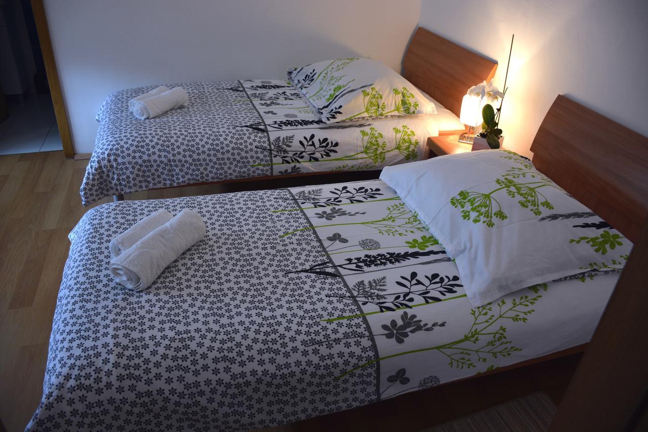 Gostisce Ti Sobe Mici Bed and Breakfast Sella di Volzana Eksteriør billede